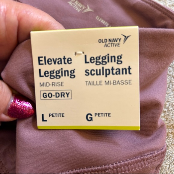NWT Old Navy pink Go-Dry Elevate Legging petite Size L - Picture 2 of 12
